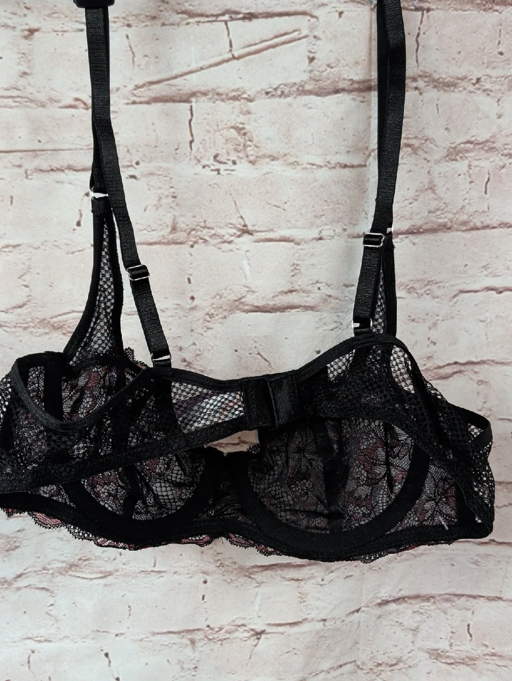 ADORE Me Black & Red Lace Underwire Bra 36a - Picture 7 of 8